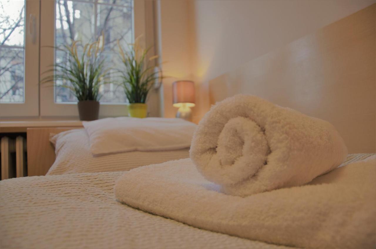 Spacious 2-Bedroom Apartment With Luxury Feel Újvidék Kültér fotó